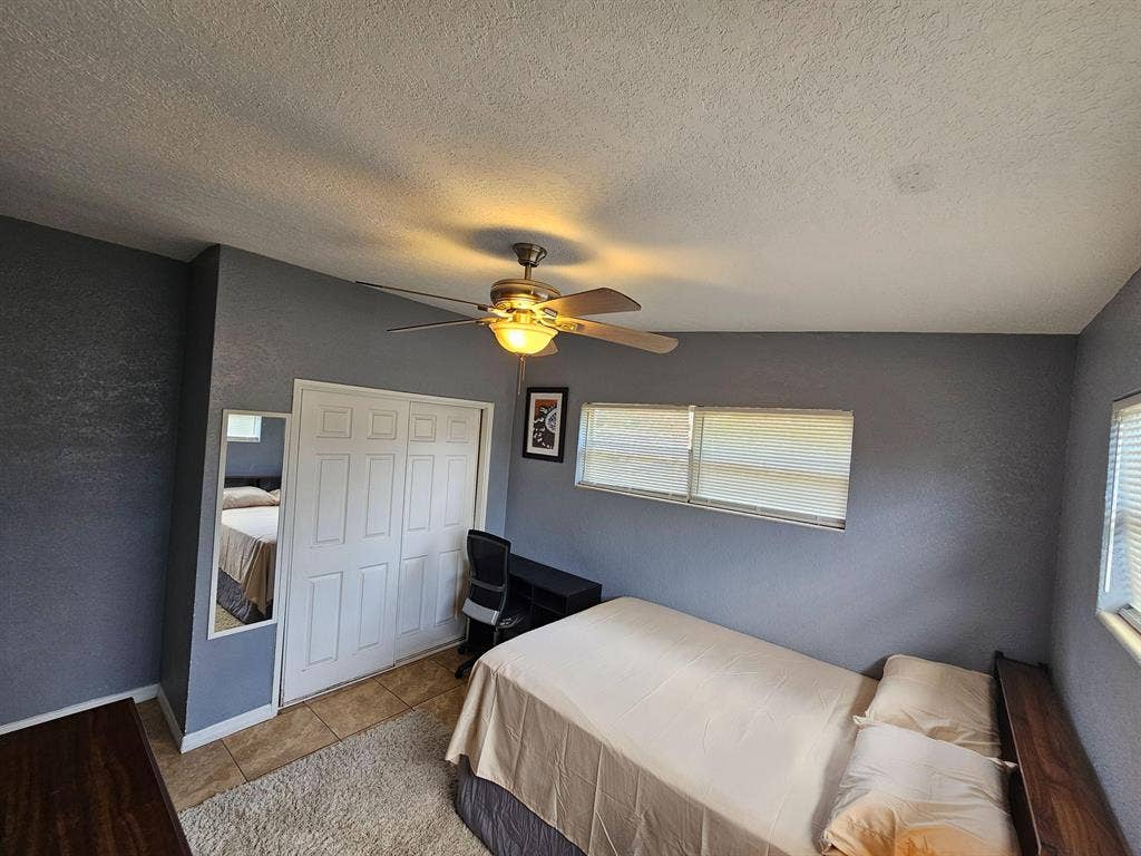 6 BR in Orlando