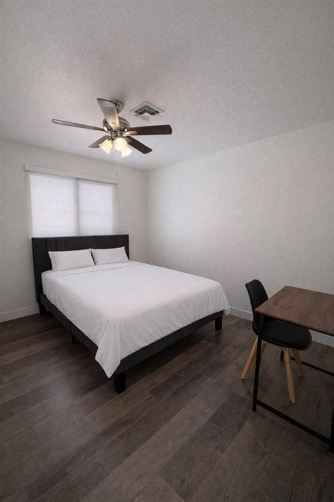 5 BR in Las Vegas