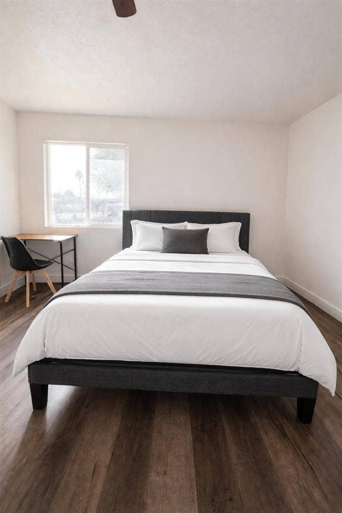 5 BR in Las Vegas