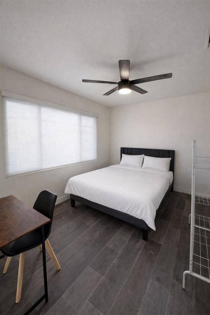 5 BR in Las Vegas
