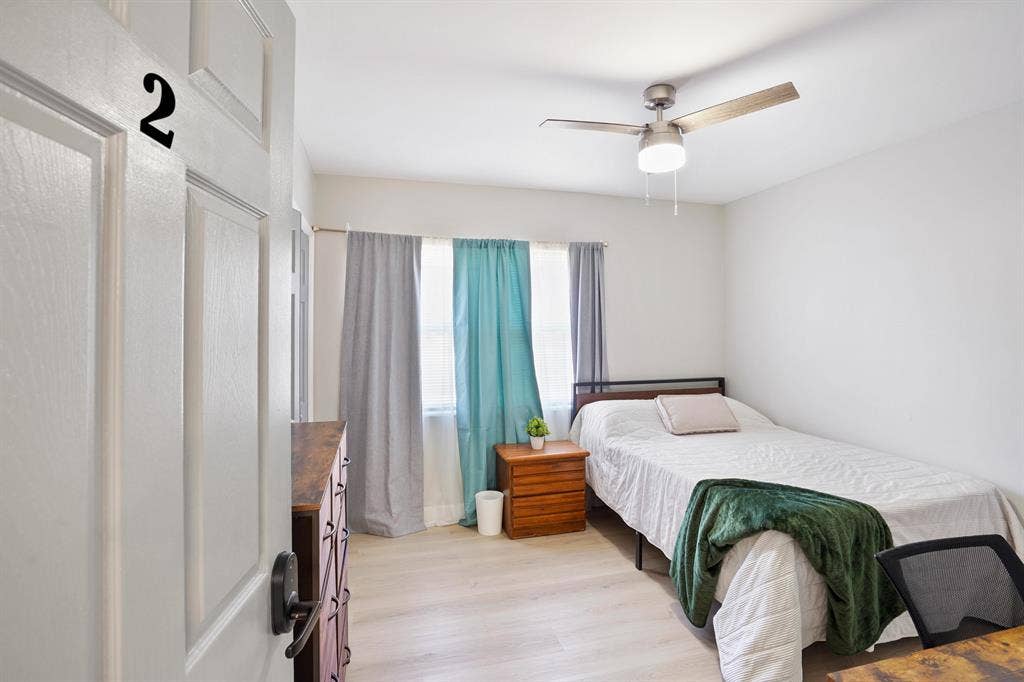 4 BR in Jacksonville
