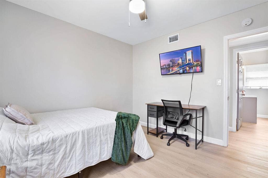 4 BR in Jacksonville
