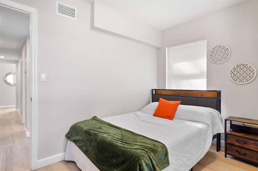 4 BR in Jacksonville