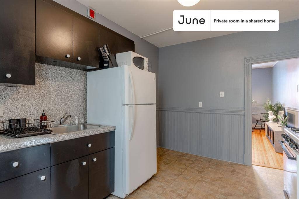 3 BR in Boston