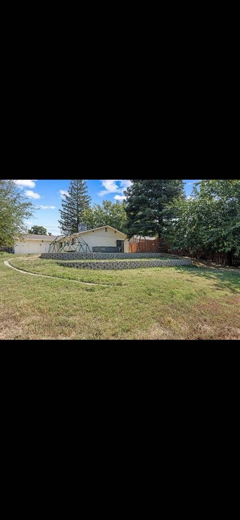 Peaceful Home: 2 Bedrooms Available