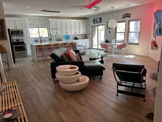 Luxury Bedroom Office Private Bath