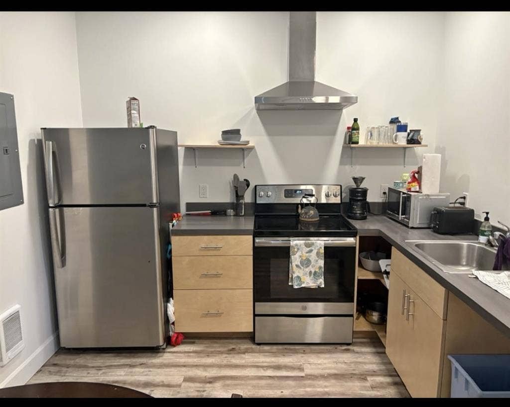 Studio 1 Bath Apartment