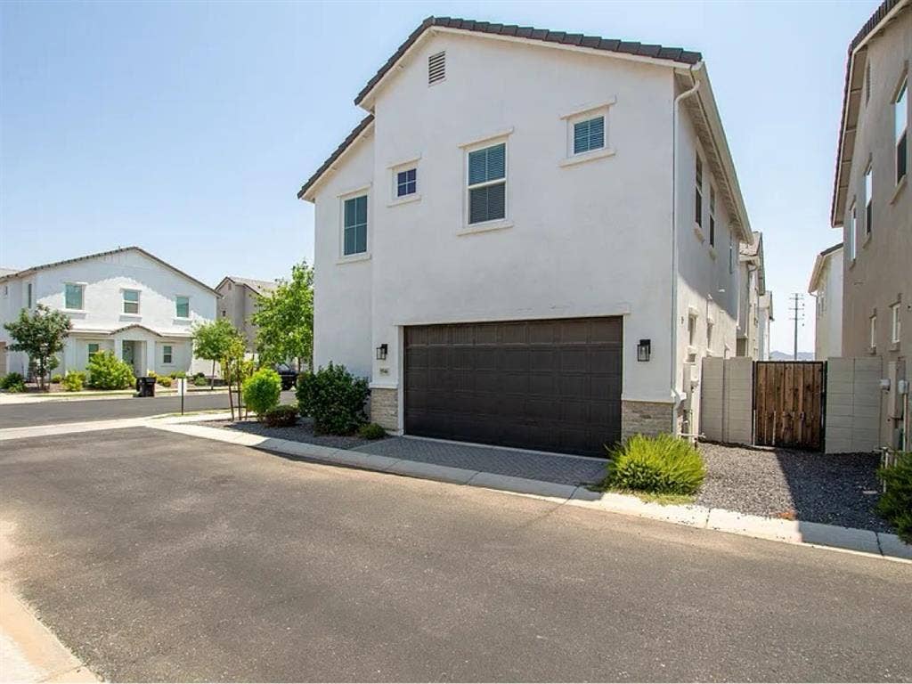 Beautiful Home for Rent – Mesa, AZ