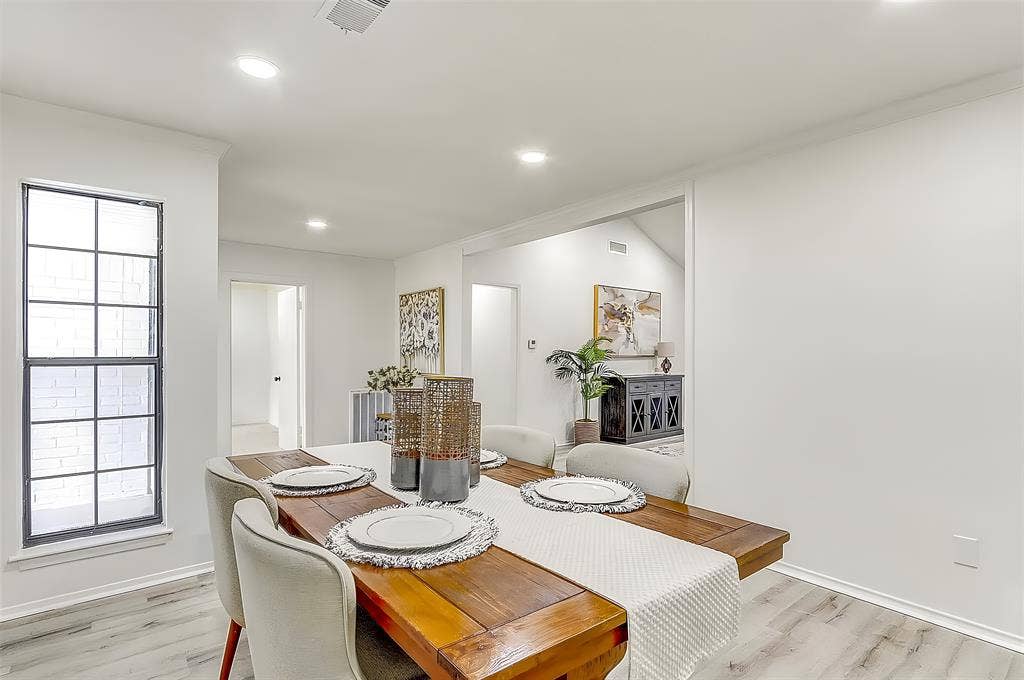 6 BR in Houston