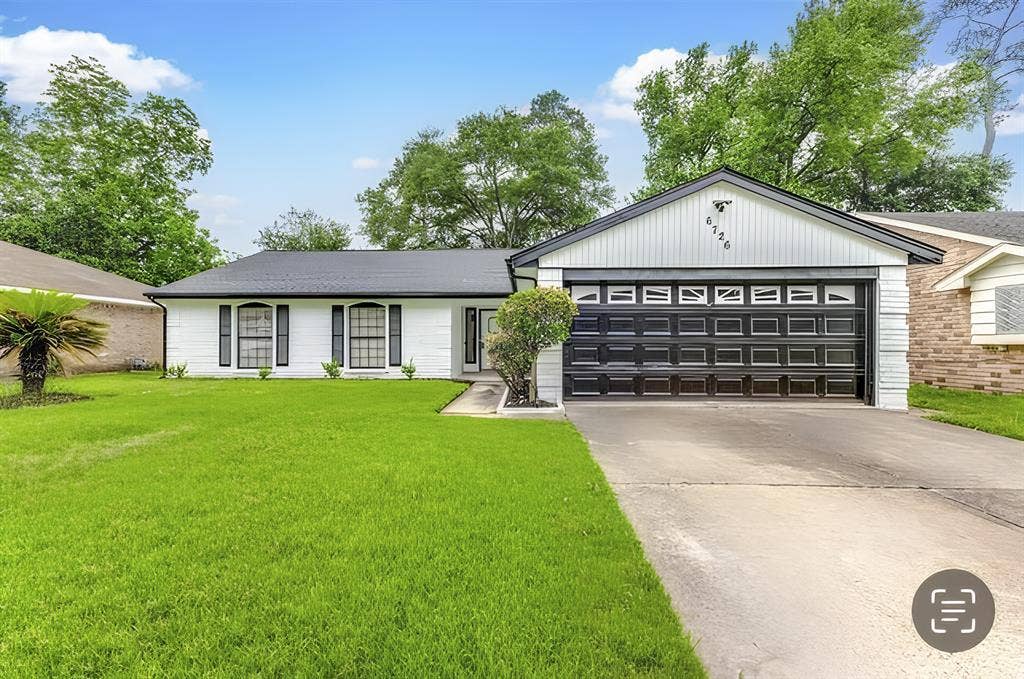 6 BR in Houston