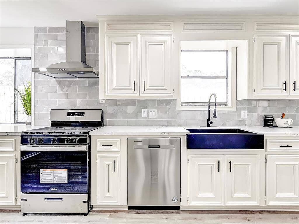6 BR in Houston