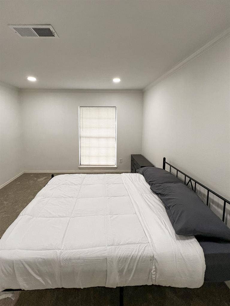 6 BR in Houston