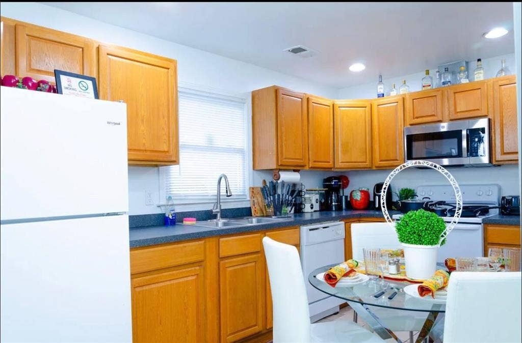 3 BR in Atlanta