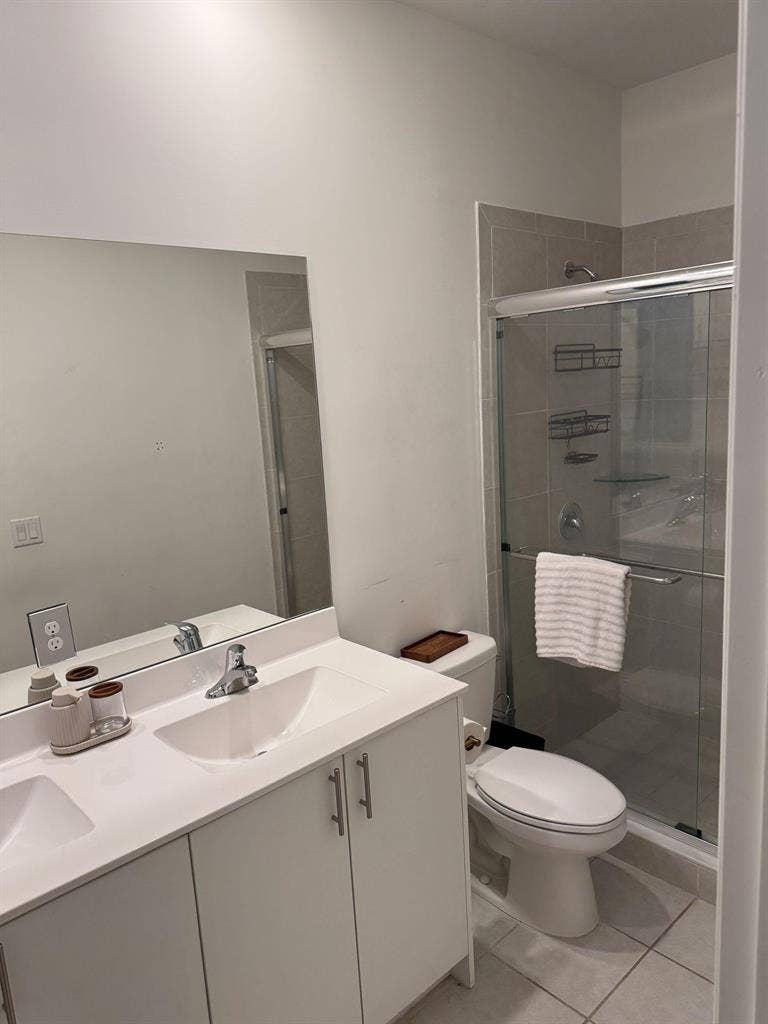 3 BR in Miami