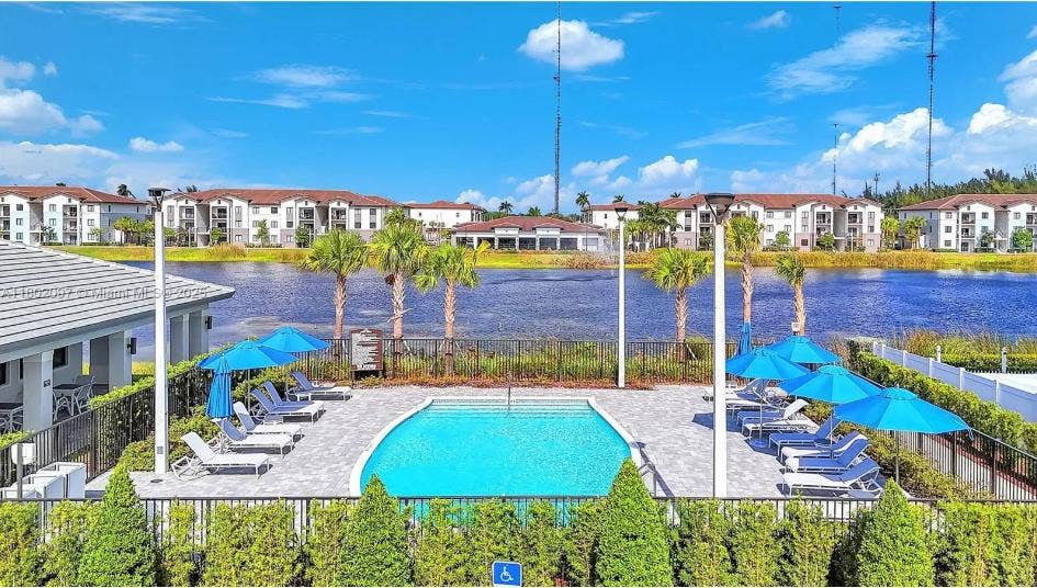3 BR in Miami