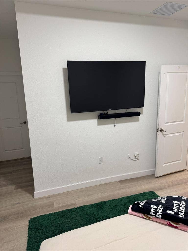 3 BR in Miami
