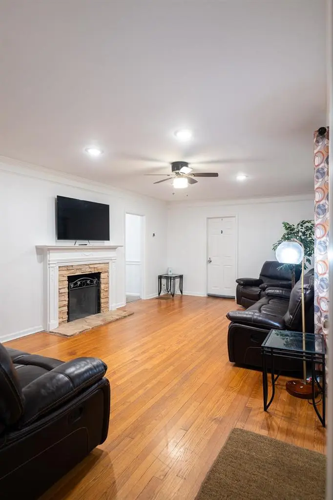 6 BR in Atlanta
