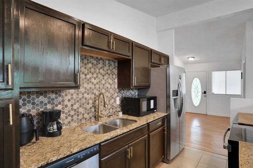8 BR in Jacksonville