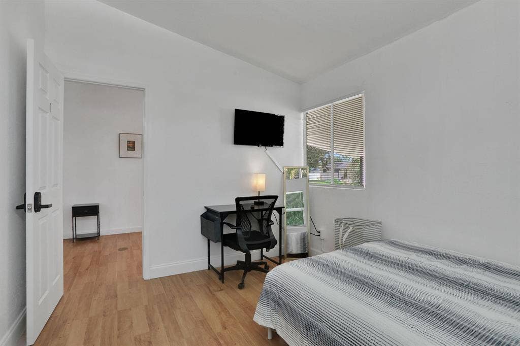 8 BR in Jacksonville