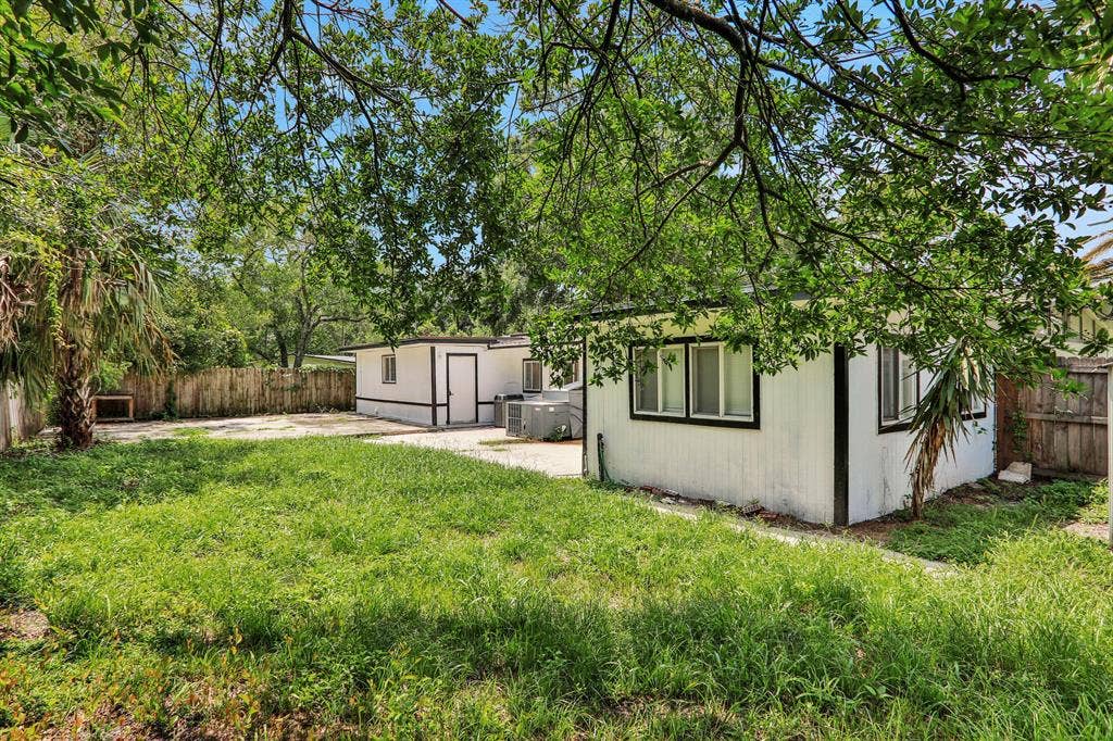 8 BR in Jacksonville