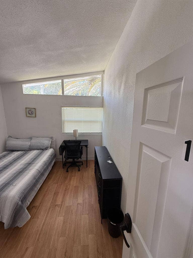 8 BR in Jacksonville
