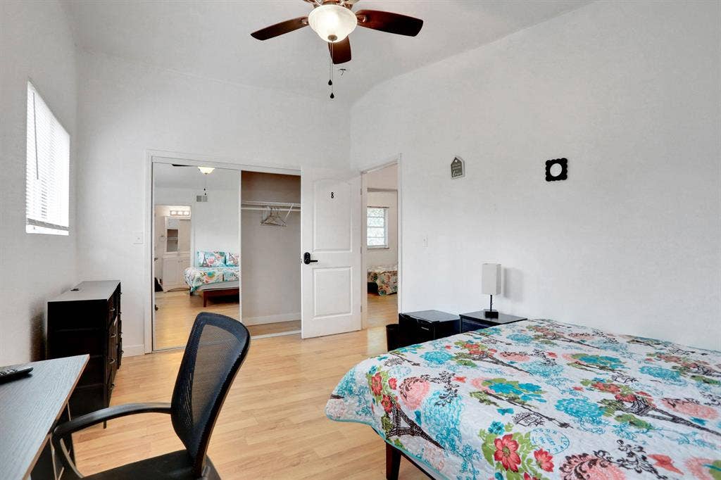 8 BR in Jacksonville