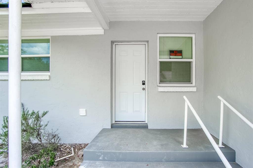 9 BR in Palatka