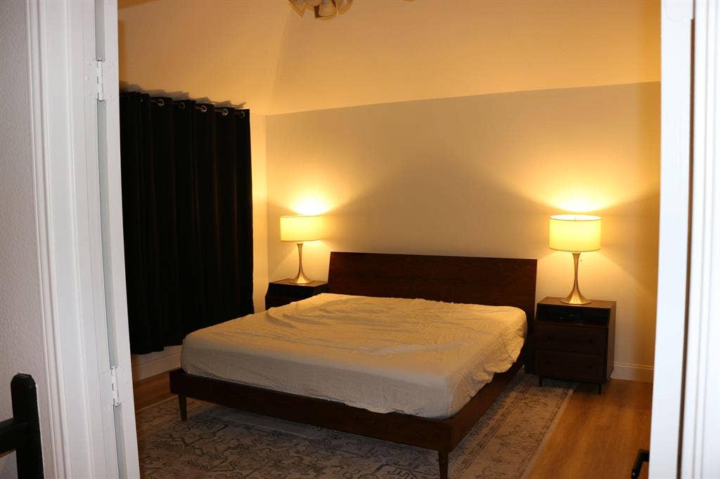 5 BR in Arlington