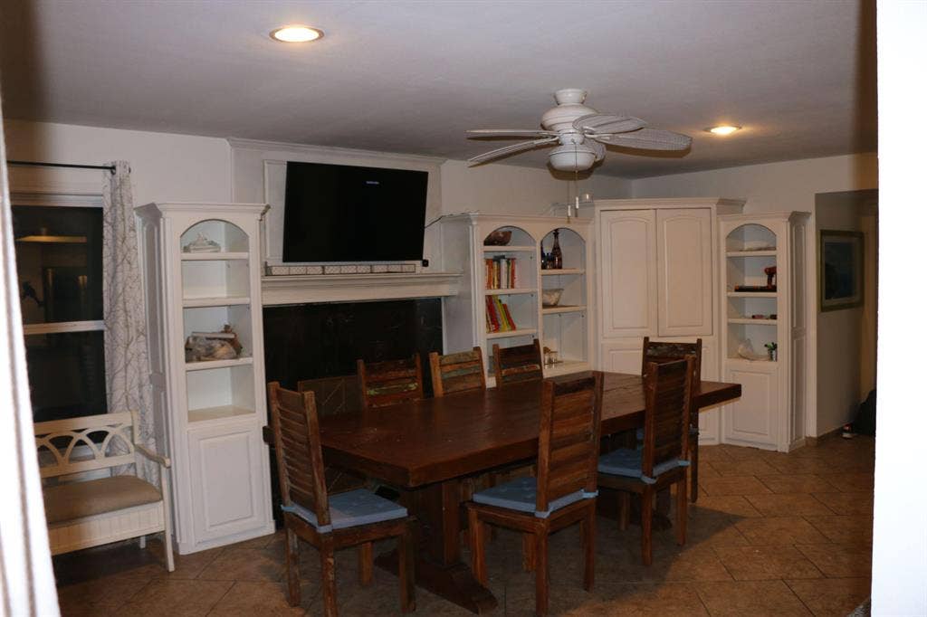 5 BR in Arlington