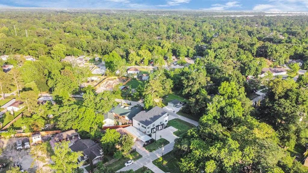 4 BR in Houston