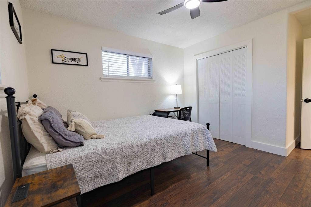 5 BR in Dallas