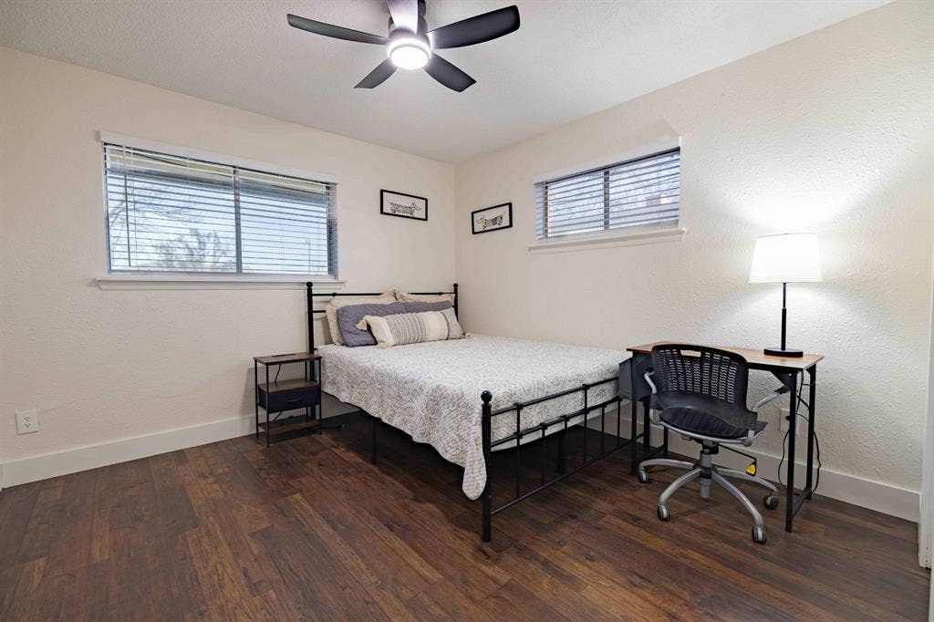 5 BR in Dallas