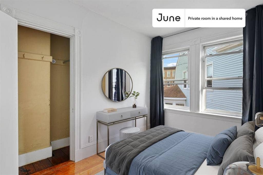 6 BR in Boston