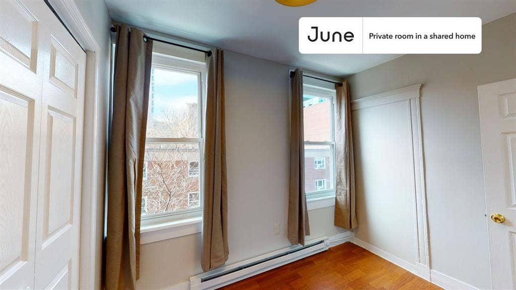 2 BR in Boston