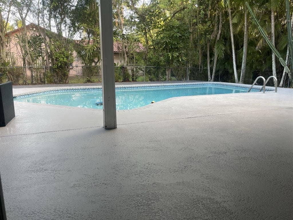 *Amazing home with pool