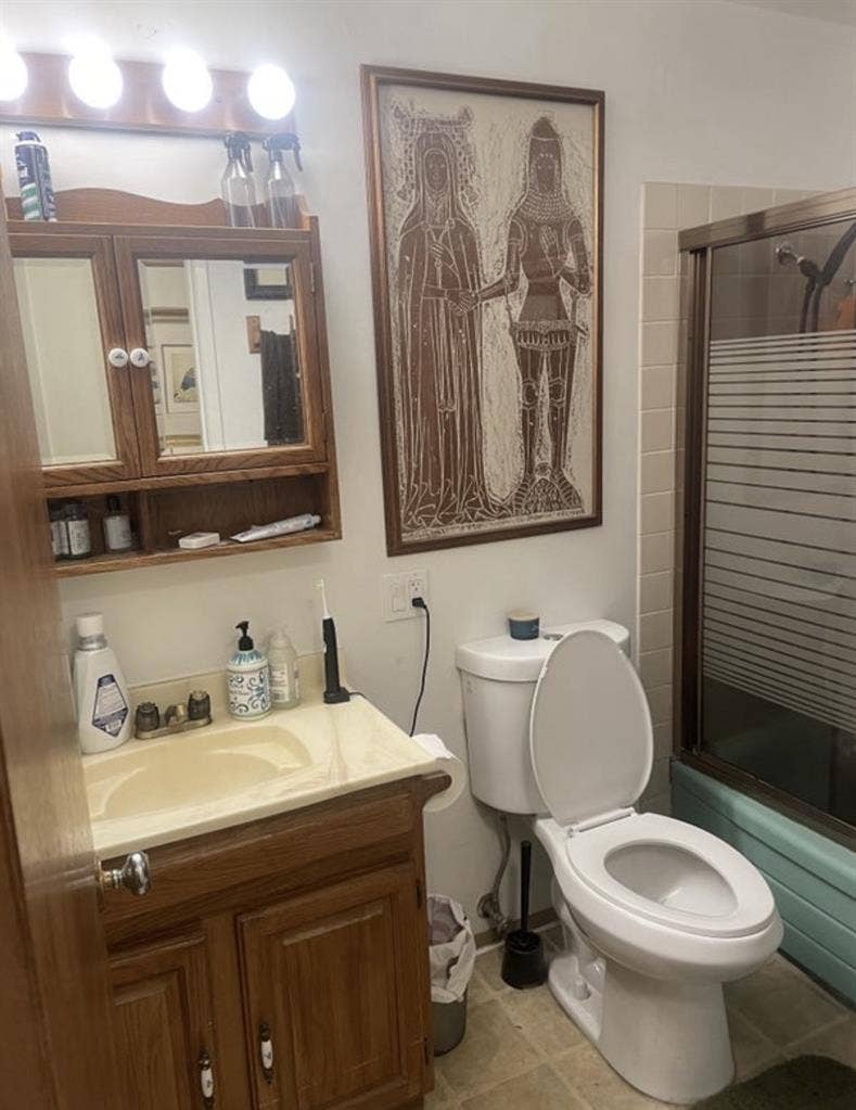 Room for rent in Bellevue