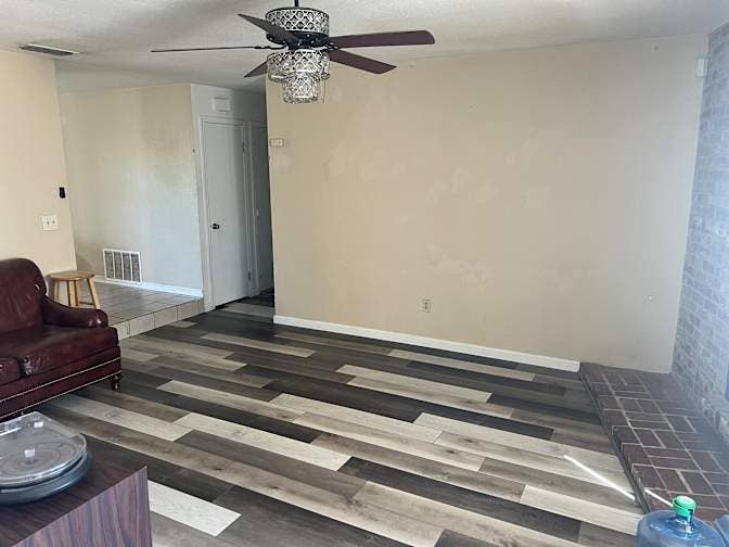 Room for rent. 50% off 1st month.