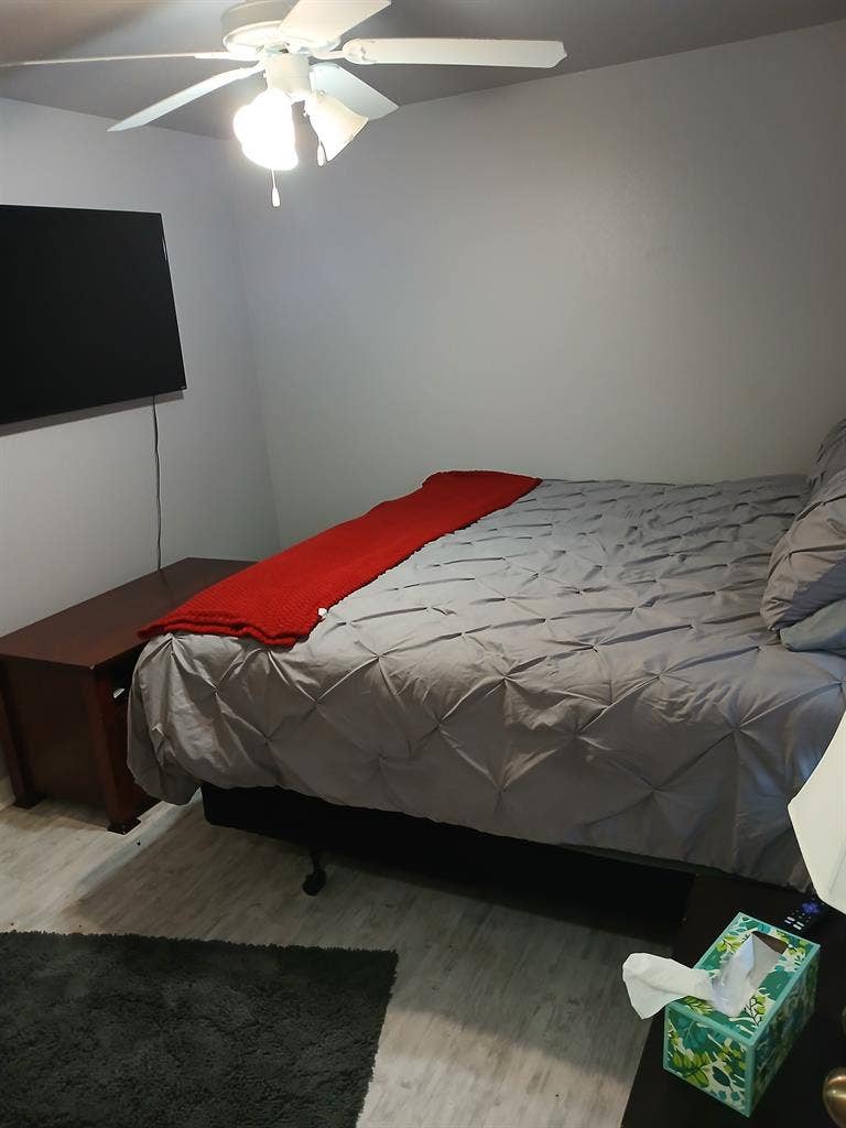 Clean king bed