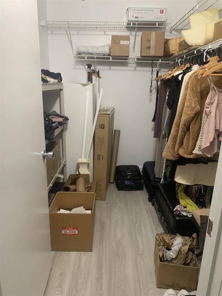 Room 4 Rent/female/Starting April 1