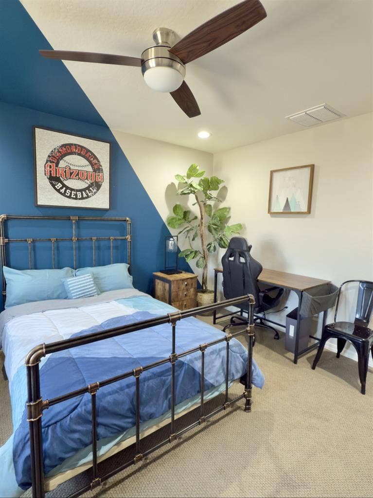 Private room for rent