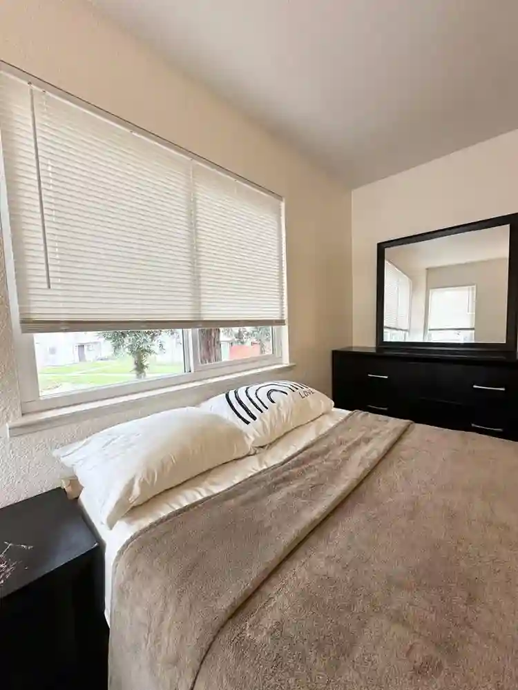 Private bedroom close to Travis Afb