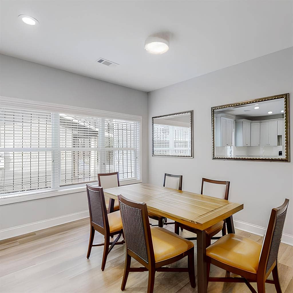 7 BR in Atlanta