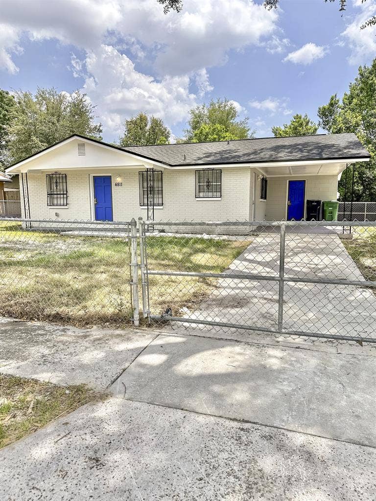 4 BR in Tampa