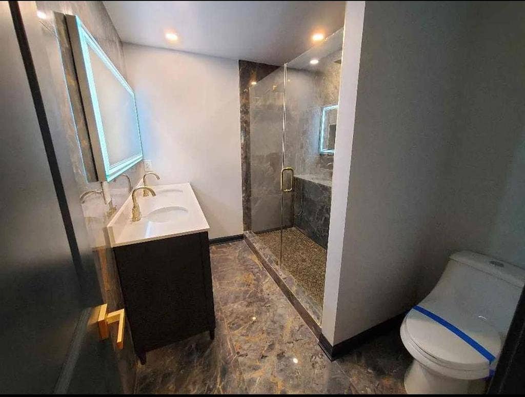 6 BR in Atlanta