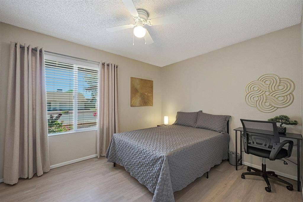 7 BR in Phoenix