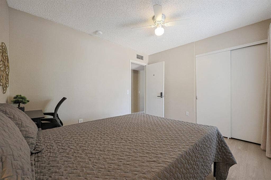7 BR in Phoenix