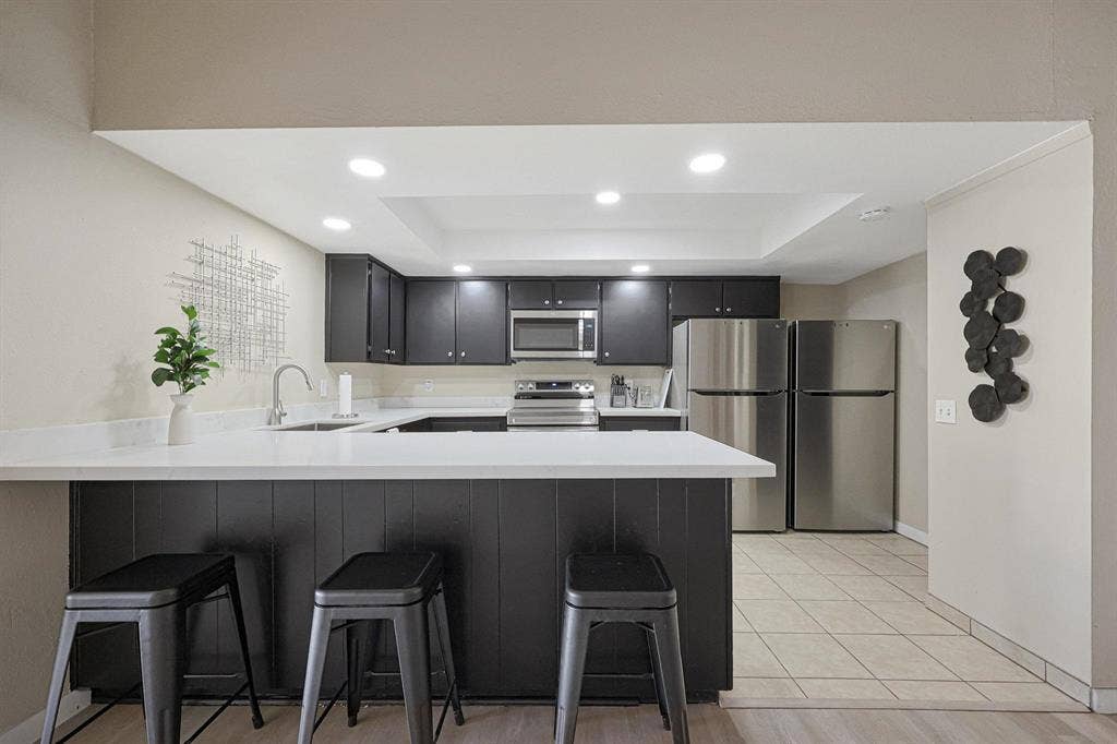 7 BR in Phoenix