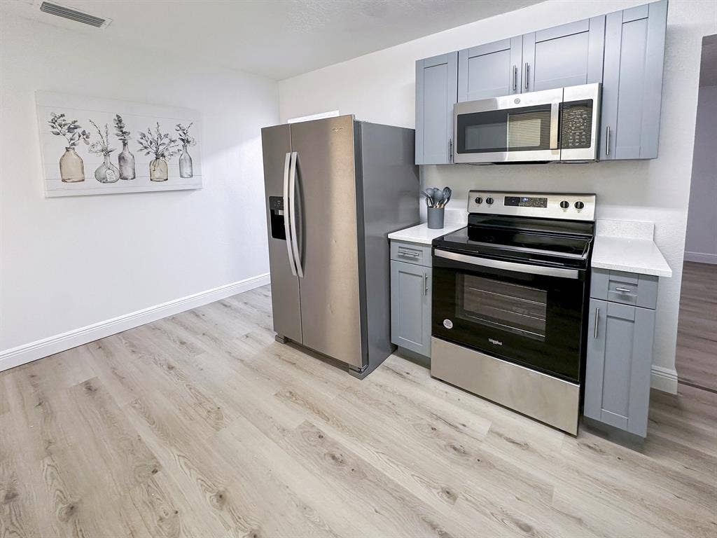 8 BR in Tampa