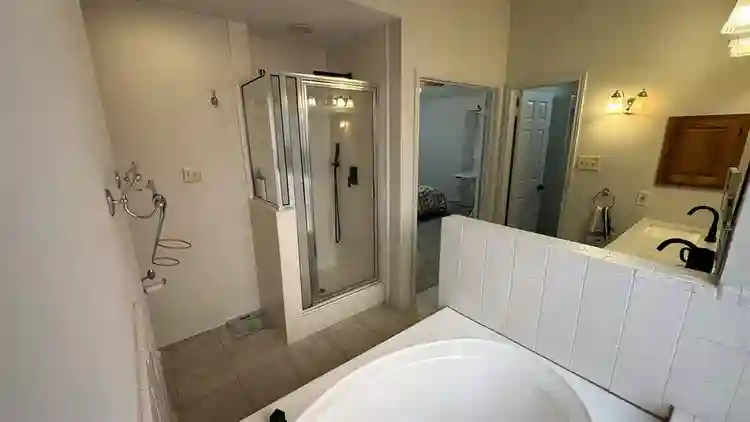 3 BR in Austin