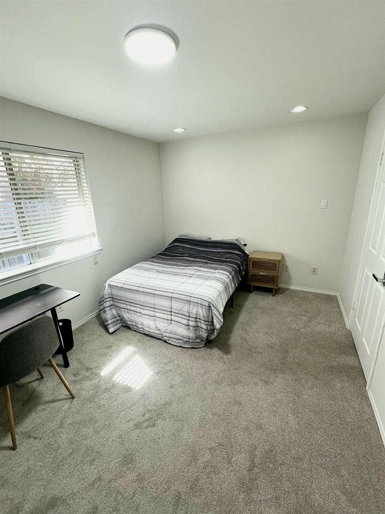 3 BR in Austin